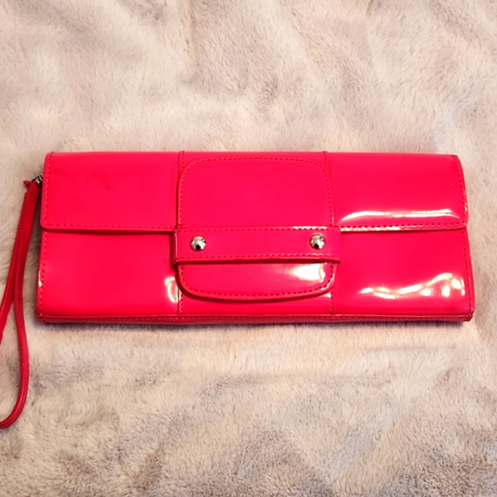 Hot Pink patent leather handbag